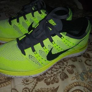 Women's Nike Flyknit sneakers